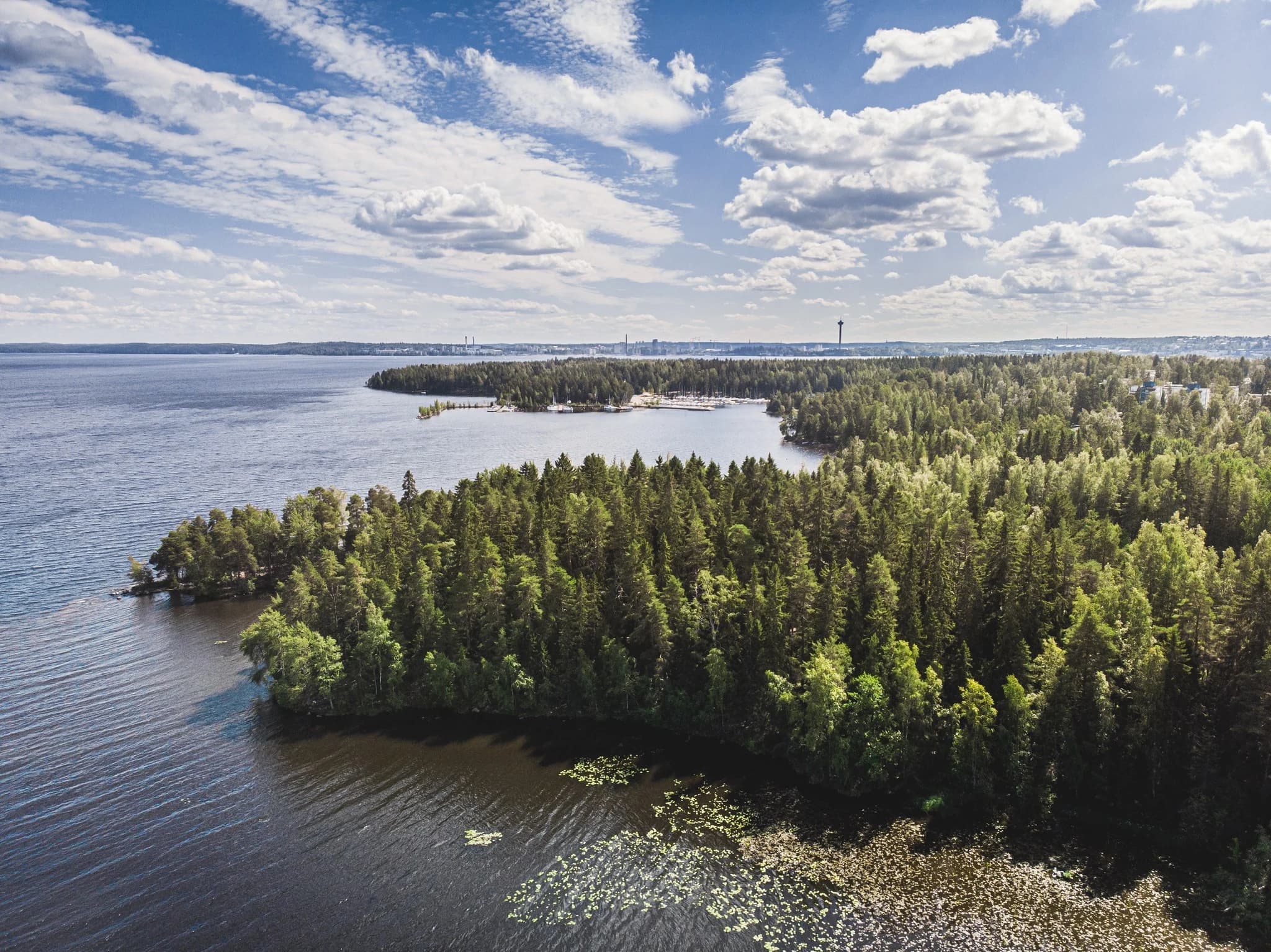 Tampereen Kaupunki Suomensaari Jänissaari Suomensaaren Sauna drone view